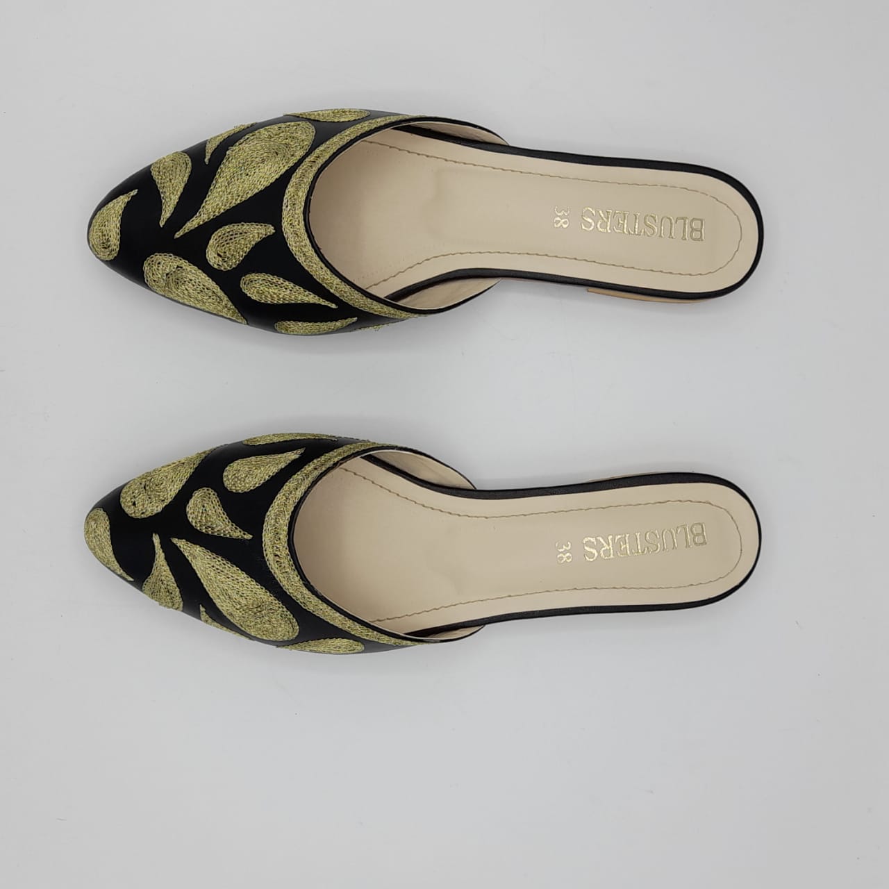 Mules F06