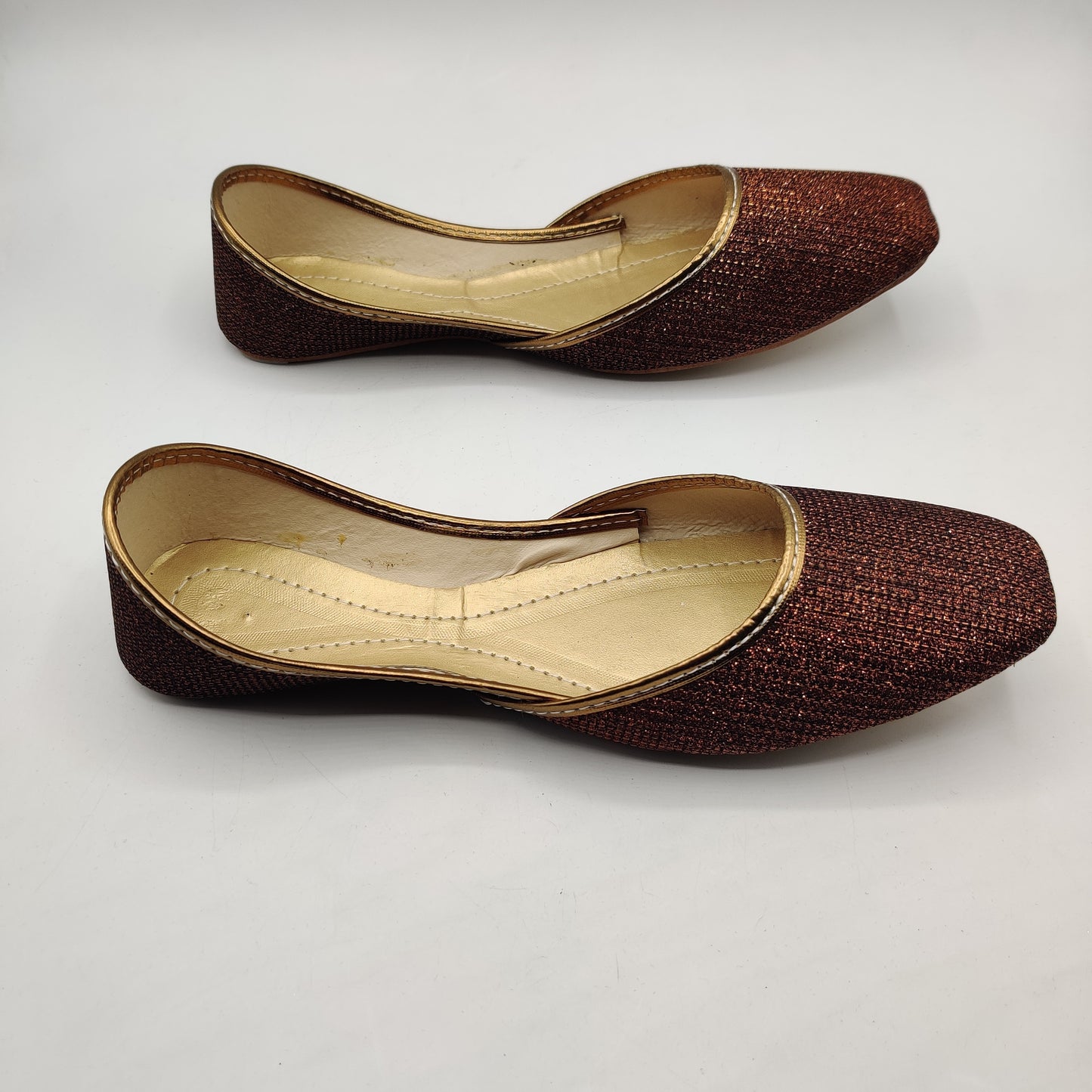 Women Traditional Khussa K65
